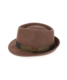 Cappello in feltro modello alpino