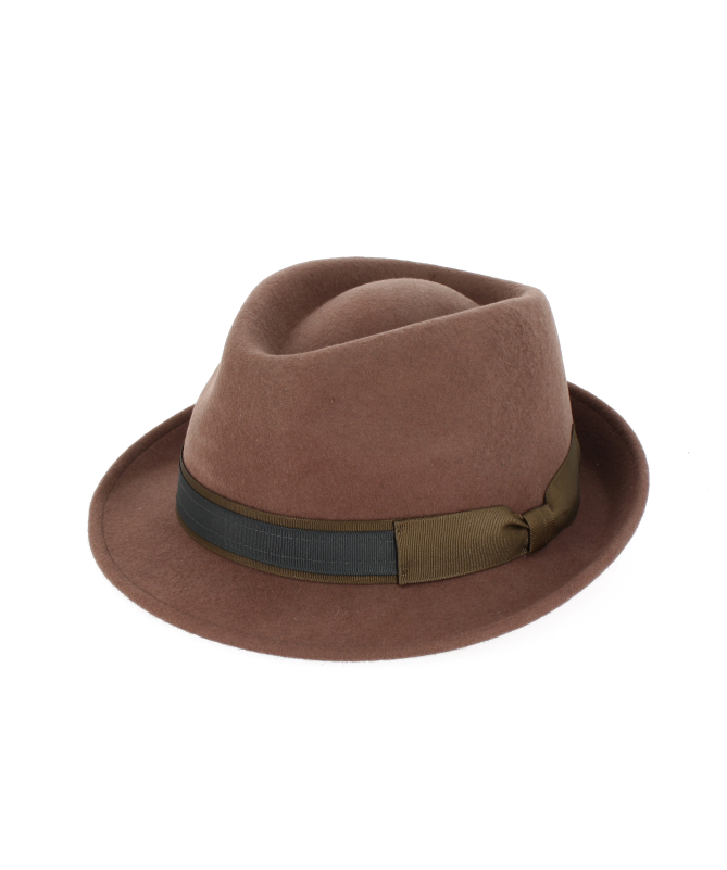 Cappello in feltro modello alpino