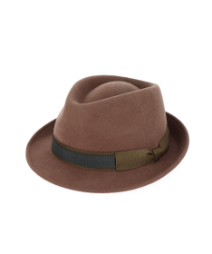 Cappello in feltro modello alpino