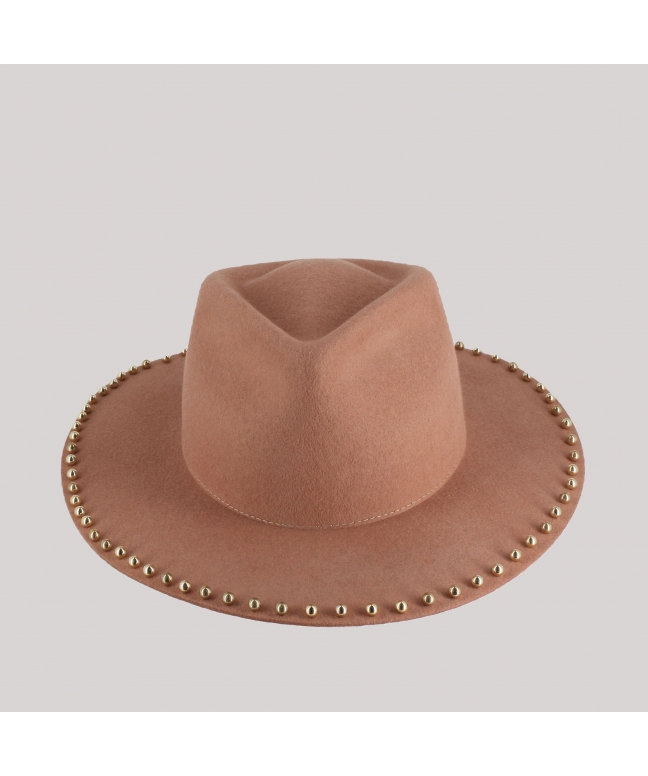 Fedora borchiato