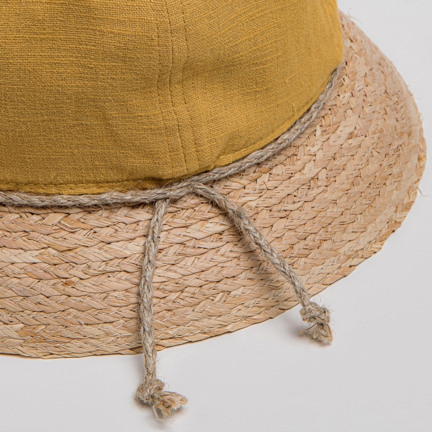 Cappello Donna modello pescatore in rafia e lino