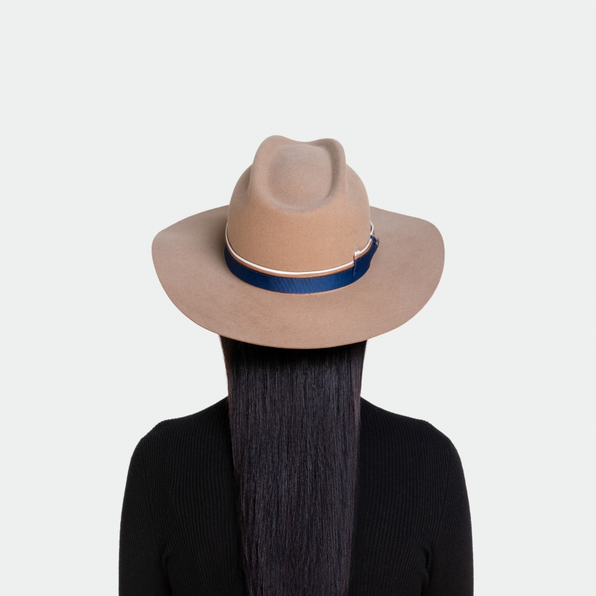 Cappello donna vonbaur con piping