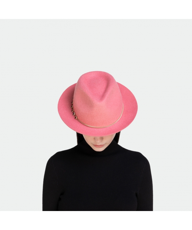 Cappello donna in feltro fiore-gioiello forma Fedora ala stretta